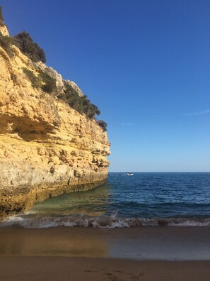 Beach nearby - Casa Galo Verde Studio, superb location, Carvoeiro (Porches)