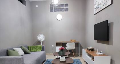 Charming Studio Oasis with Complimentary Parking in Matola