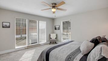 2 chambres, bureau, lit parapluie, Wi-Fi gratuit