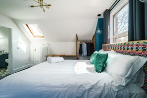 Room - Emerald Stays UK at The Adelphi (Stratford-upon-Avon)