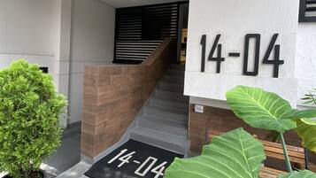 City Quadruple Room | Terrace/patio