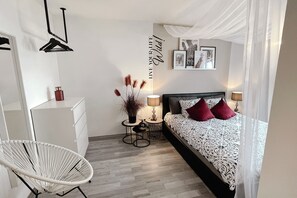 1 chambre, Wi-Fi gratuit, draps fournis