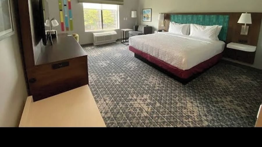 Hampton Inn & Suites Somerset