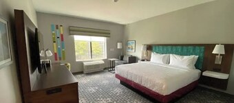 Hampton Inn & Suites Somerset