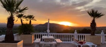 Casa Vista del Rey 77