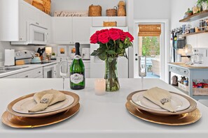 Fridge, microwave, oven, stovetop - Enjoy the best of 30A from this beautiful, pet-friendly 4BR retreat! Walk or golf cart to the beach, relax by the firepit, or wind down on the patio. Bikes, beach gear, and pickleball included. Ask about our 6-seater golf cart! No pool 12/1-12/20 (Santa Rosa Beach)