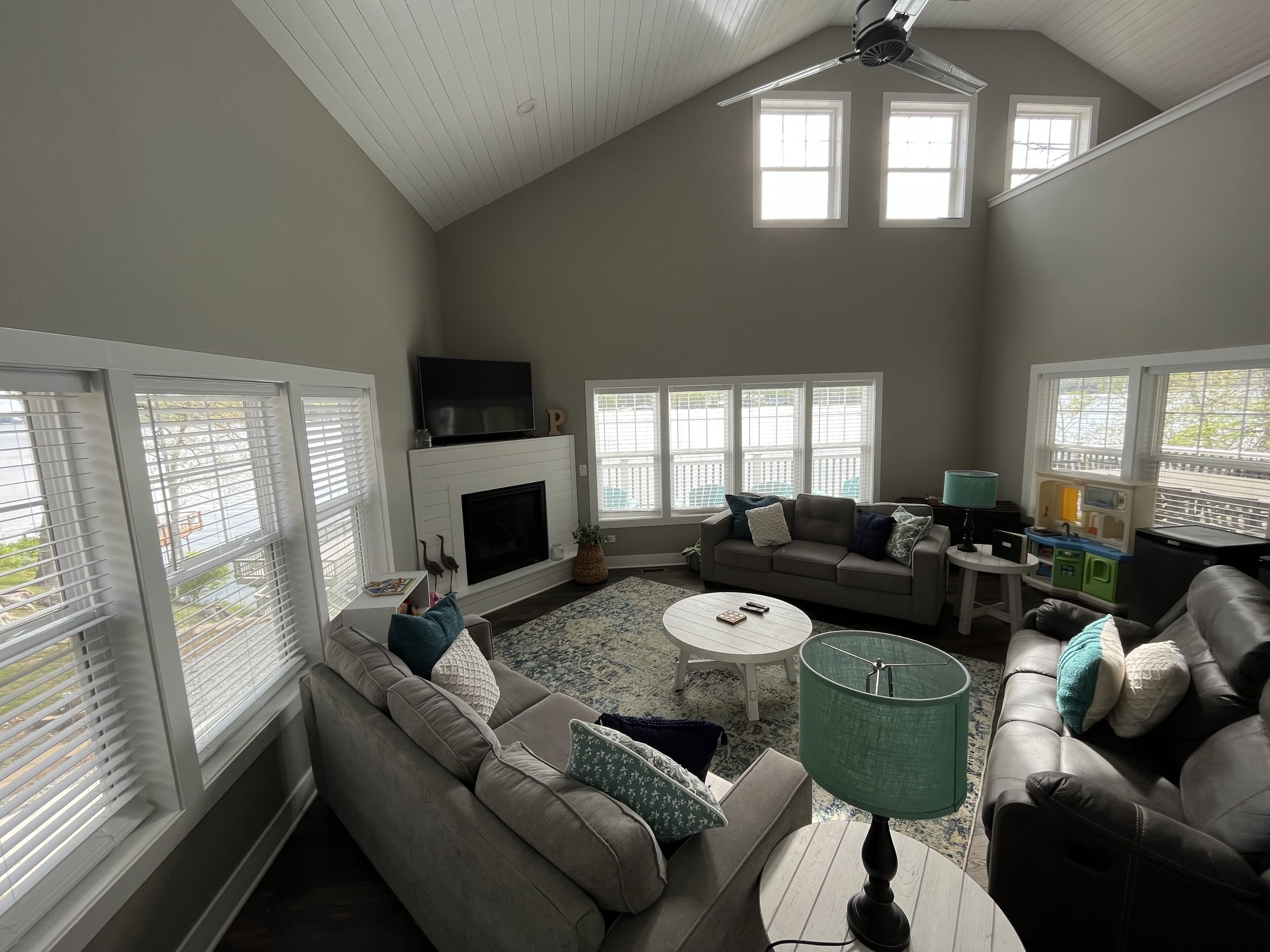 TV connectée, cheminée