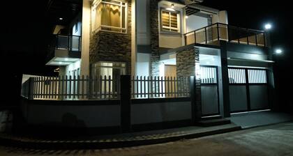 Beautiful & spacious vacation house with 4 bedroom and 5 aircons