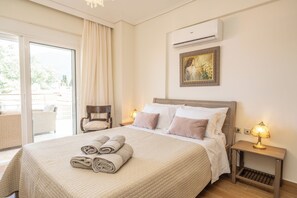 3 habitaciones, caja de seguridad en la habitación y escritorio 