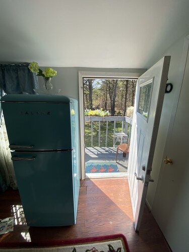 2 bedroom apartment minutes away from Gambling, Bars, Restaurants, Water Park...