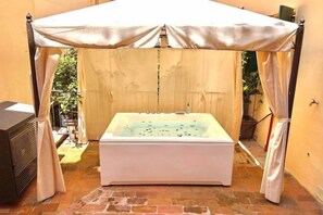 Idromassaggio al coperto