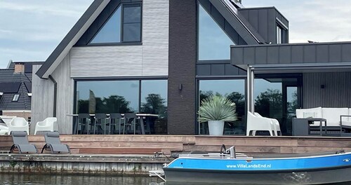 Moderne Villa mit schöner Veranda in Stavoren