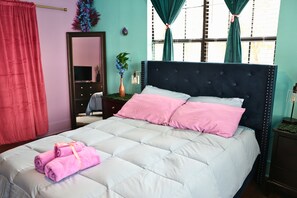 3 slaapkamers, een bureau, reisbedje, gratis wifi
