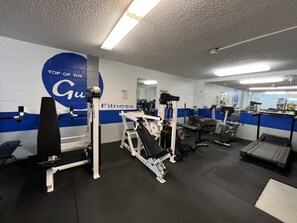 Fitness facility - Beachfront studio now booking at winter monthly rates!! (Panama City Beach)