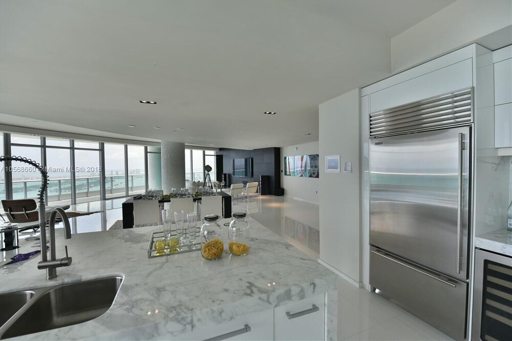 Photo inspiration: Luxury Penthouse Miami Oceanview Reference: Luxury Downtown Miami Penthouse With Ocean Views Miami