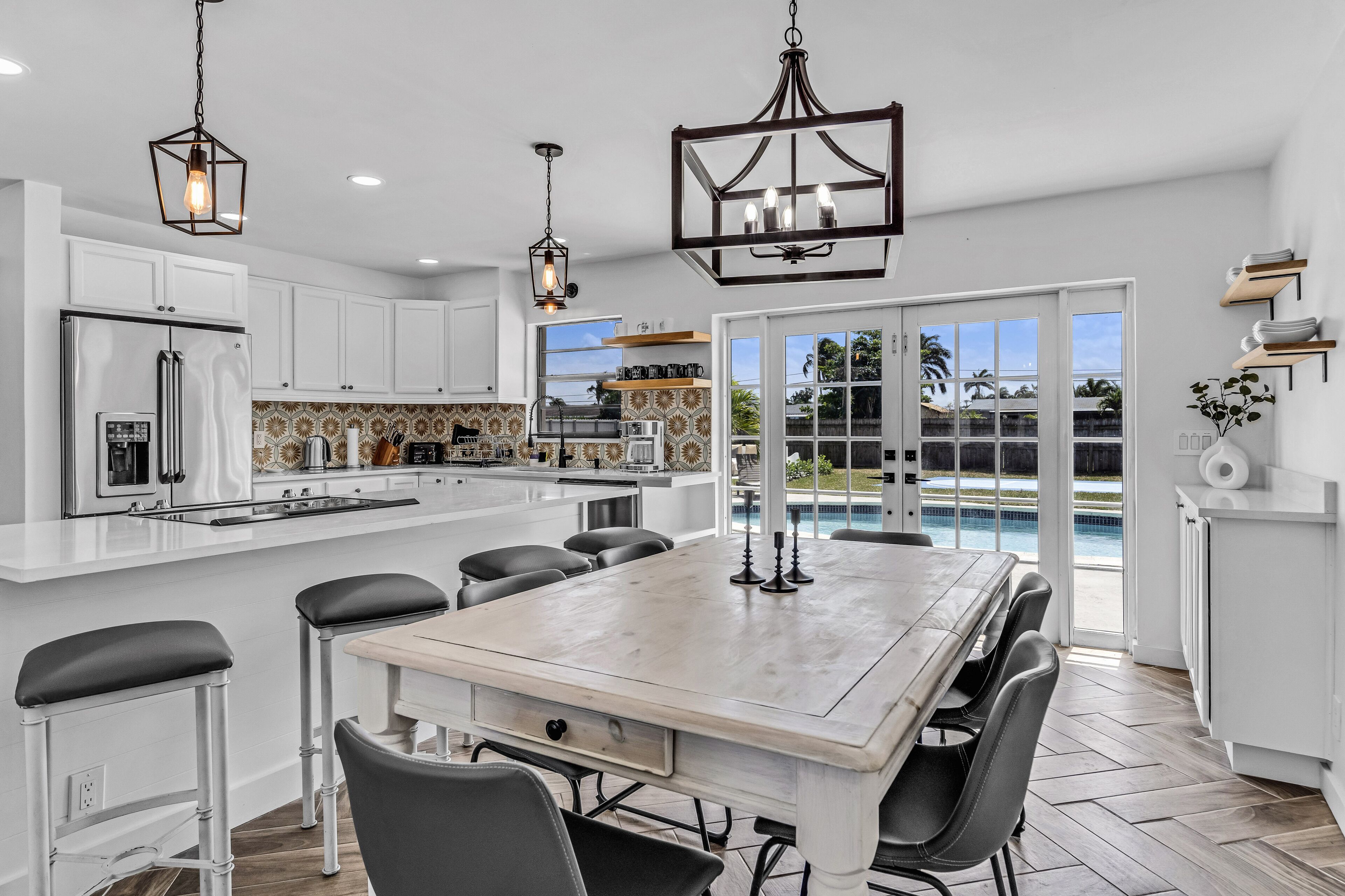 West Palm Beach - Pickleball Court, Basketball Court, Heated Pool, Fire Pit