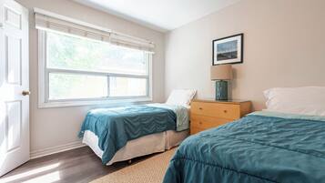 3 bedrooms, WiFi, bed sheets