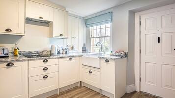 Fridge, dishwasher, electric kettle, toaster