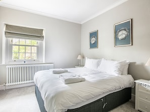 2 bedrooms, individually decorated, individually furnished, free WiFi