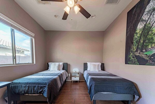 4 chambres, accès au Wi-Fi (inclus)