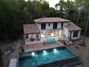 Piscina a l'aire lliure 