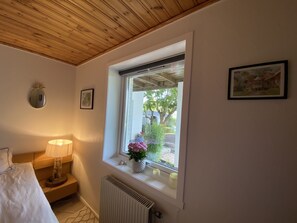 2 chambres, fer et planche Ă repasser, Wi-Fi gratuit, draps fournis