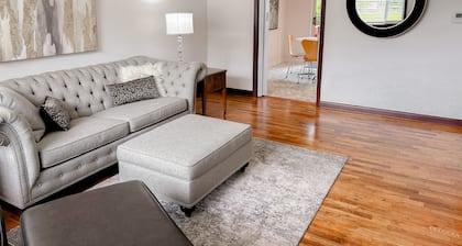 Good Vibes House - Centrally located, cozy house!