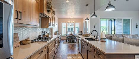 Private kitchen