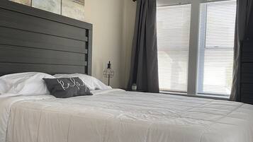 2 bedrooms, iron/ironing board, free WiFi, bed sheets