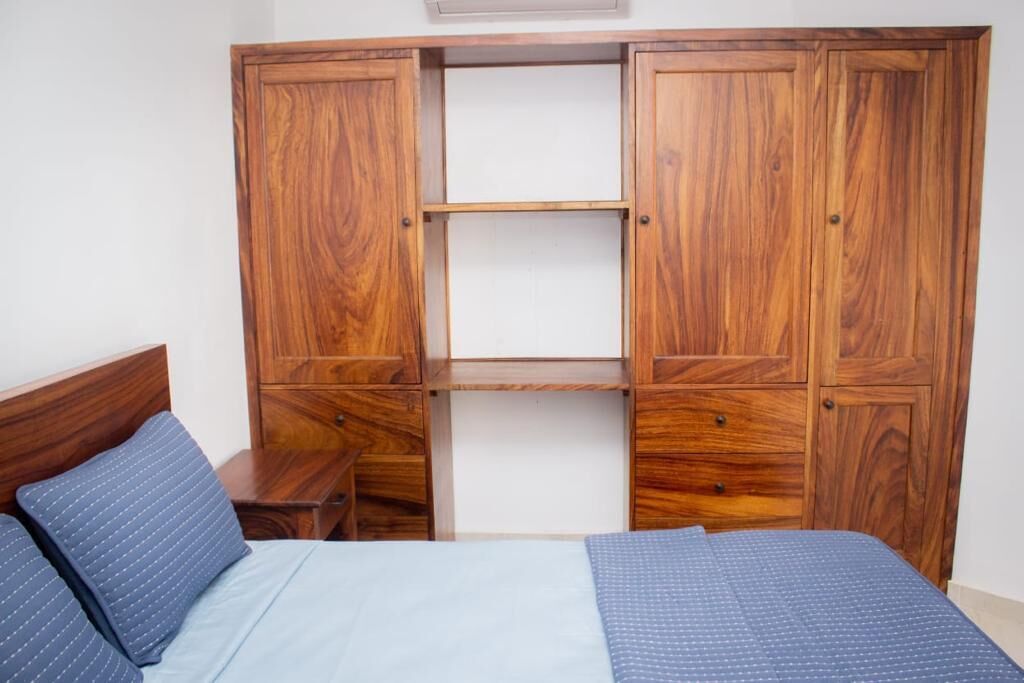 Beautifull residence w/studio, 15 min walk distance from beach and restaurants!