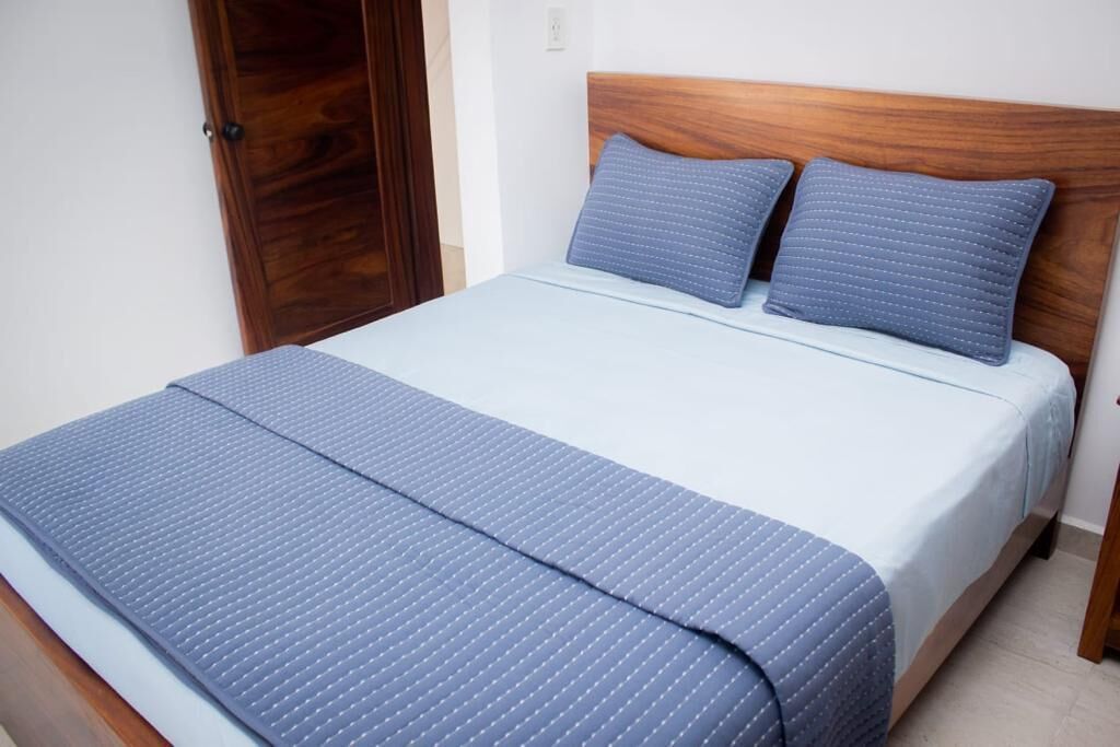 Beautifull residence w/studio, 15 min walk distance from beach and restaurants!