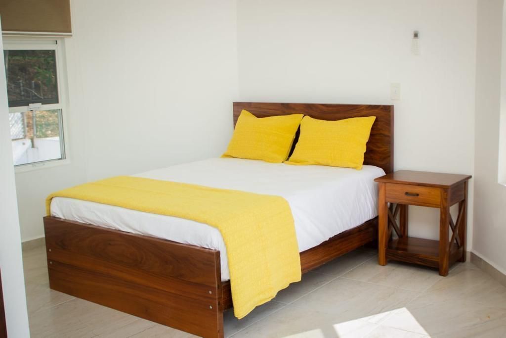 Beautifull residence w/studio, 15 min walk distance from beach and restaurants!