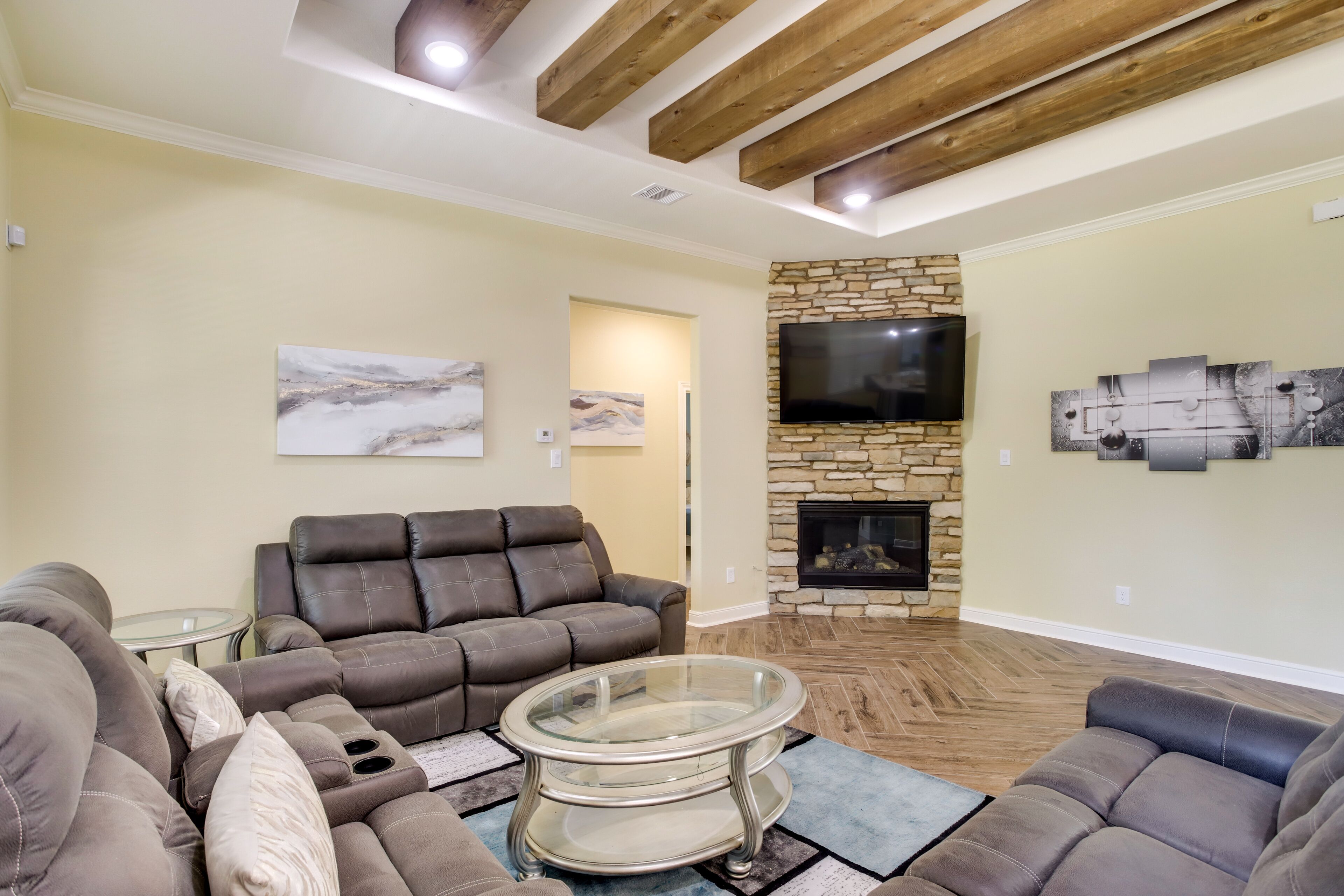 Chic Texas Abode w/ Patio & Fenced-In Yard!