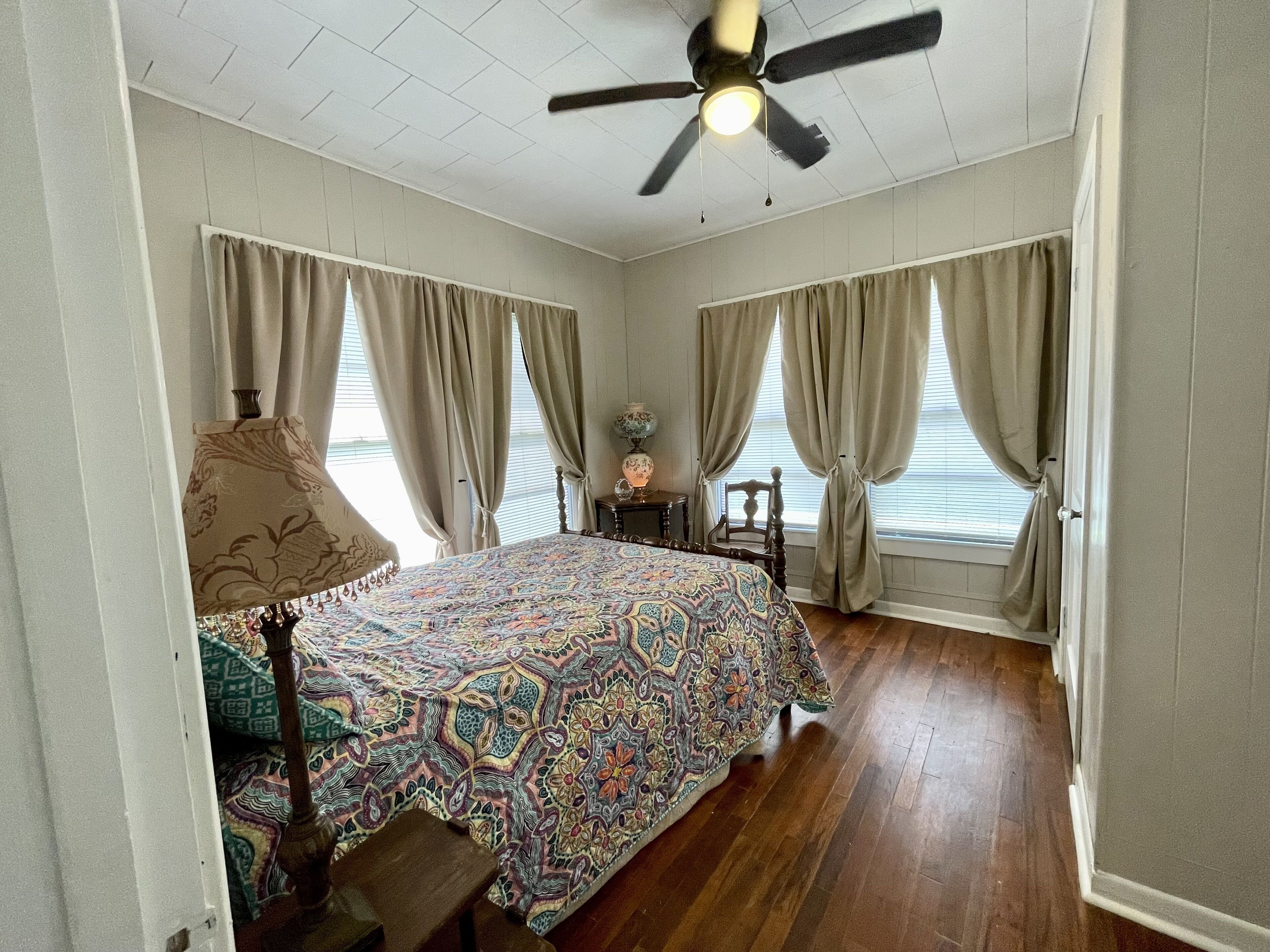 Nana's Cozy Country Getaway 