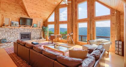 Harvey's Landing- Mountain top lodge with spectacular views, Shy Beaver Boat Launch