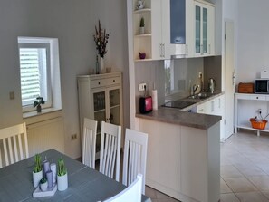 Dining - Holiday Home Mico with Swimming Pool (Drvenik)