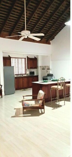 Interior - Hill View Getaway (Montego bay)