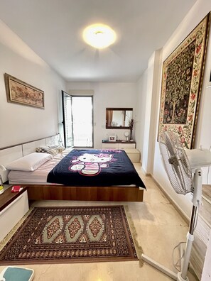 2 habitaciones, tabla de planchar con plancha y wifi gratis 