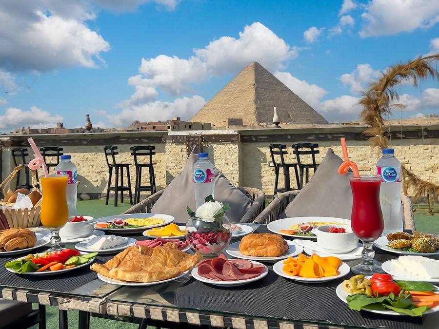 Free daily buffet breakfast