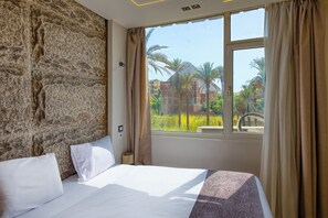 Kahden hengen deluxe-huone, vuoristonäköala | Terassi/patio