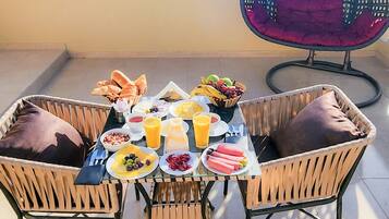 Petit déjeuner buffet compris tous les jours