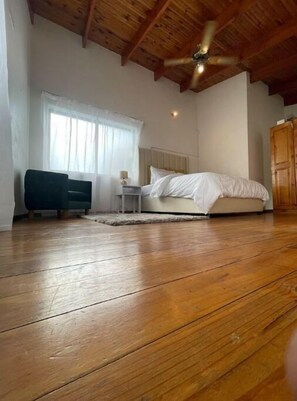 4 bedrooms, WiFi