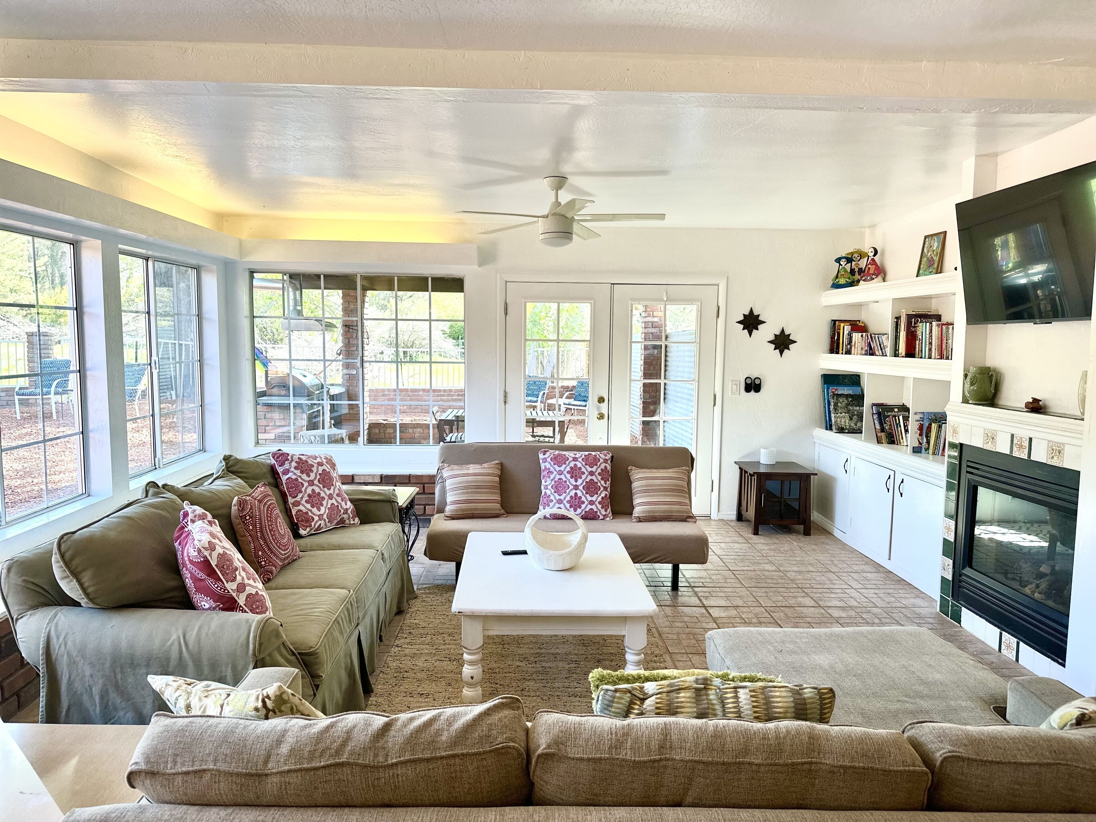 Casa Mystic: a Country Red Rock Getaway