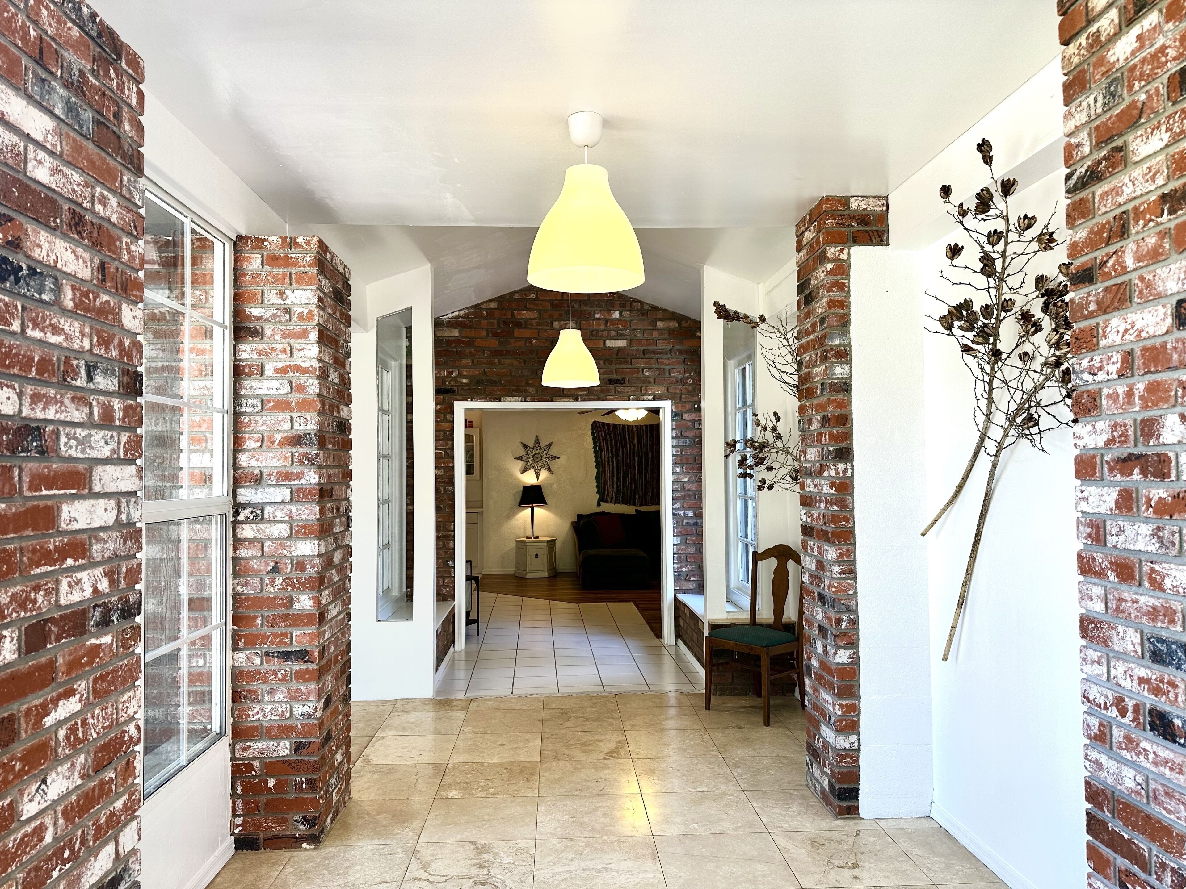 المنشأة من الداخل