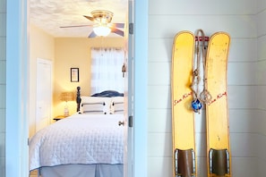 2 habitaciones, cuna de viaje, wifi gratis y ropa de cama