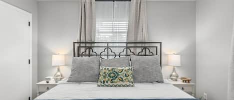 2 dormitorios, tabla de planchar con plancha, wifi y ropa de cama