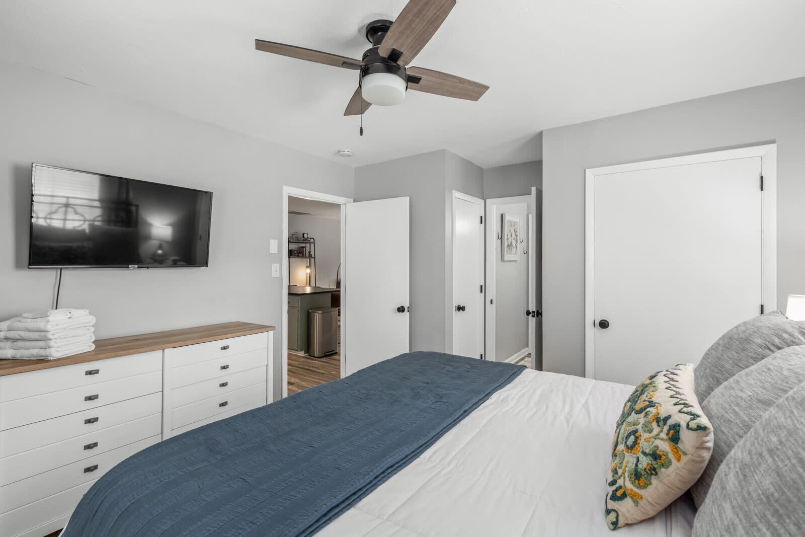 2 Schlafzimmer, Bügeleisen/Bügelbrett, WLAN, Bettwäsche