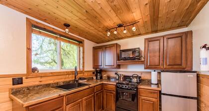 OceanFront Cottage, Beachwander for miles &/or explore the Olympic National Park