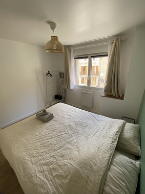 1 bedroom, iron/ironing board, free WiFi, bed sheets