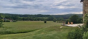 Property grounds - Charming Lotoise residence with swimming pool   (Strenquels)